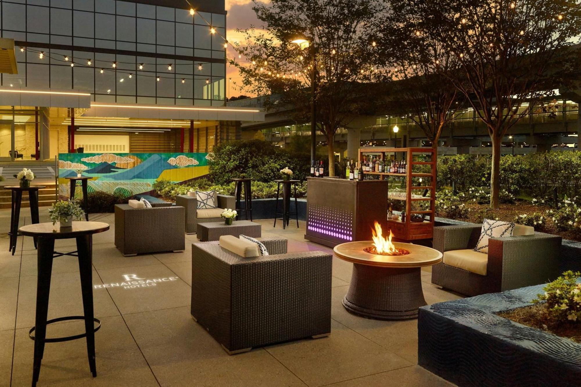 Renaissance Atlanta Airport Gateway Hotel College Park Bagian luar foto